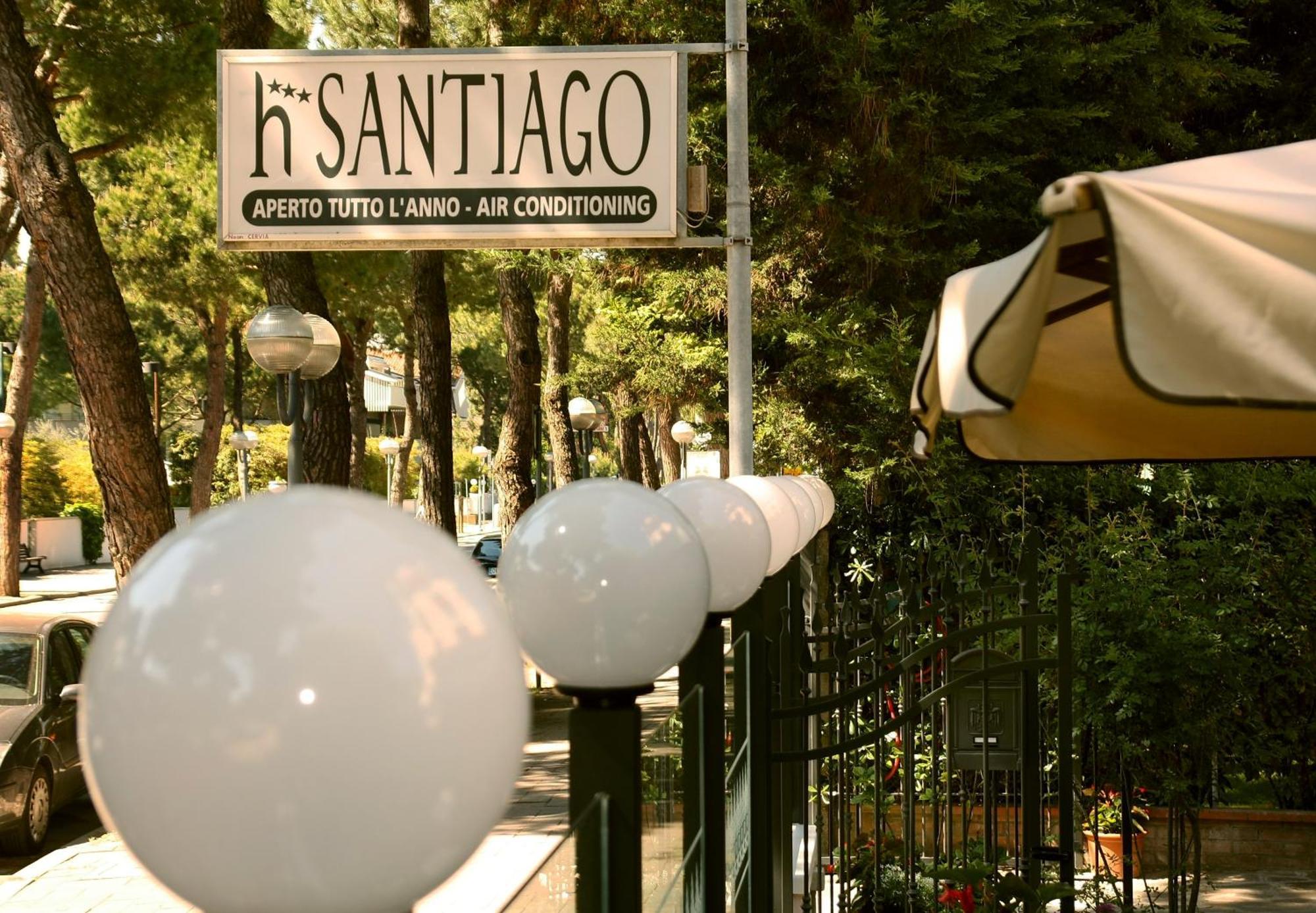 Hotel Santiago 米兰马瑞提那 外观 照片